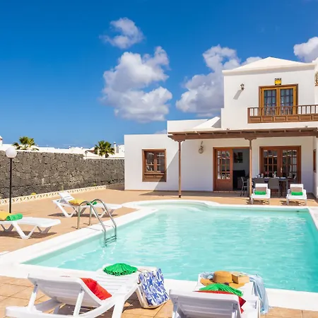 Villa Blanca *